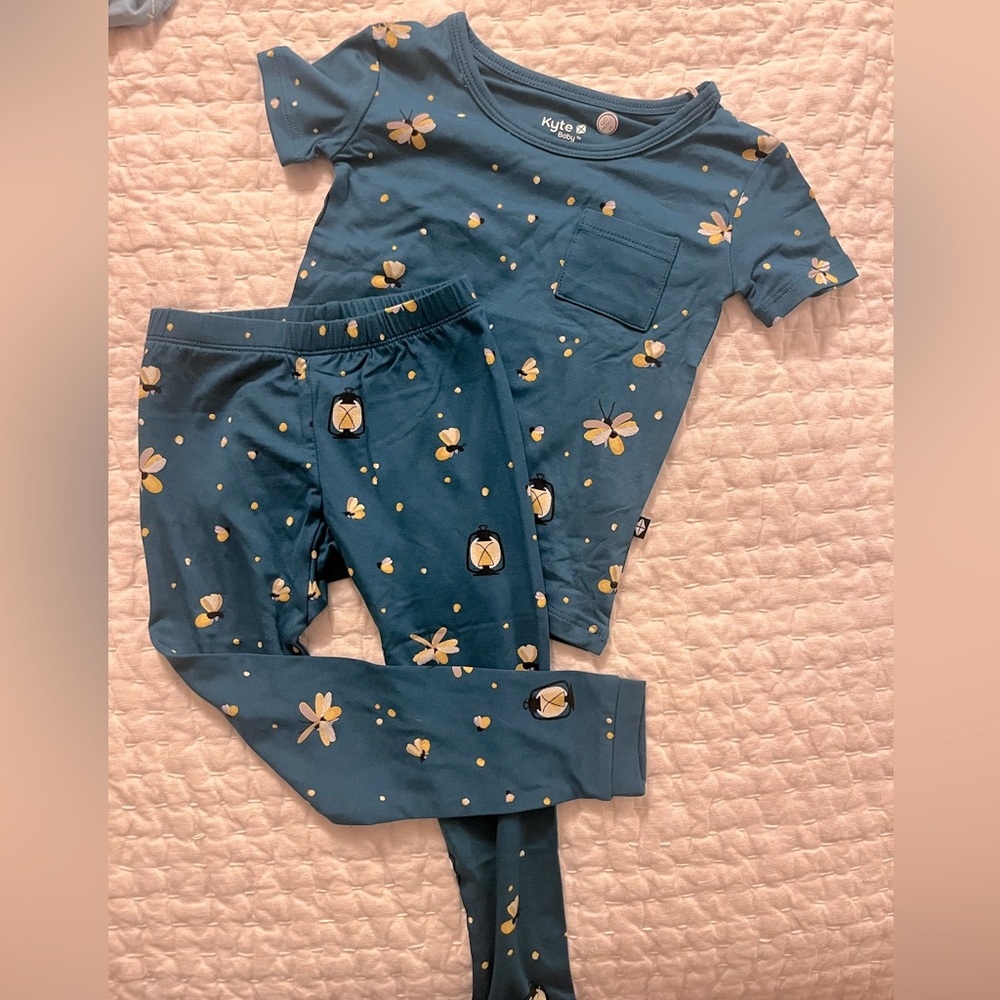Short Sleeve with Pants Pajamas NWT